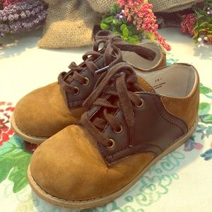 Willits Size 7.5 Toddler Shoes